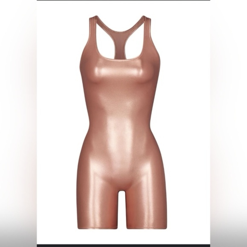 SKIMS Metallic Swim Cycle Suit Champagne (589)